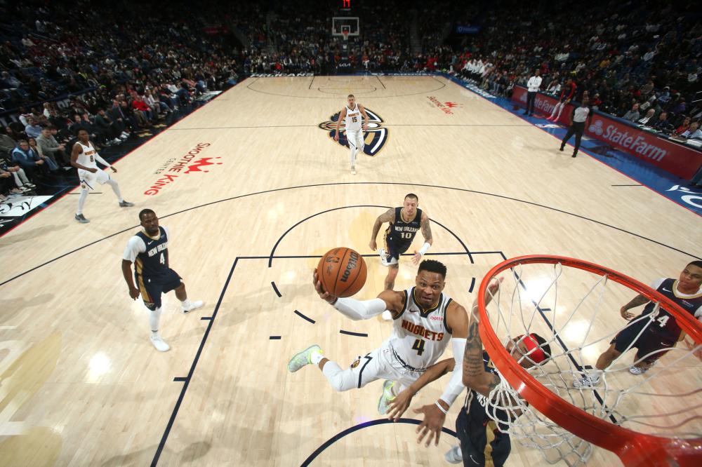 还迫使其在 还迫使其在