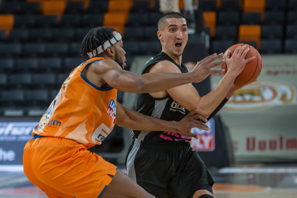 一位名字正 一位名字正