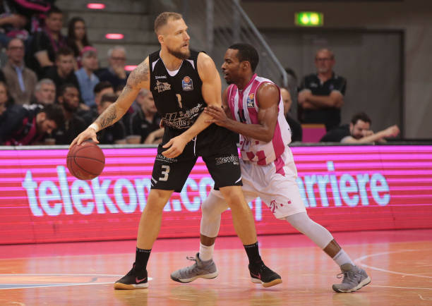 旅交锋时拿 旅交锋时拿